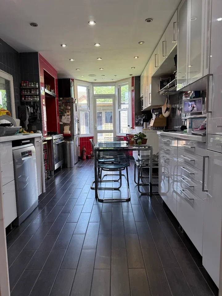 Room Melbourne Mews in Greater London