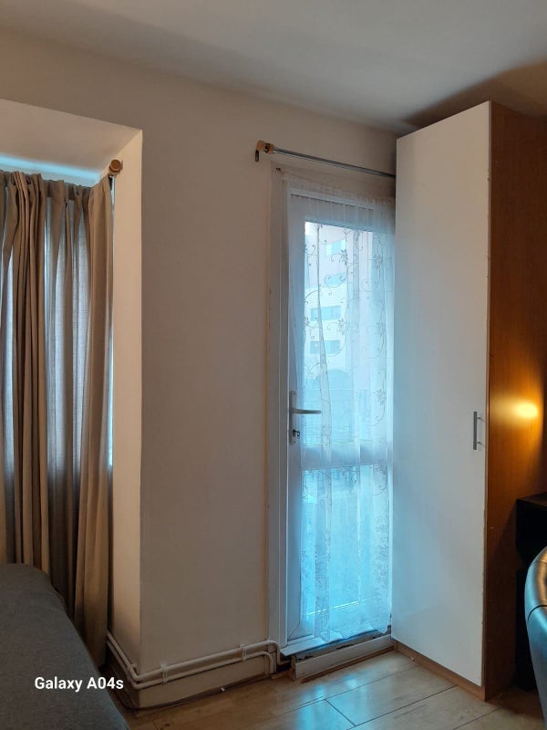 Room Tabard Street in Greater London