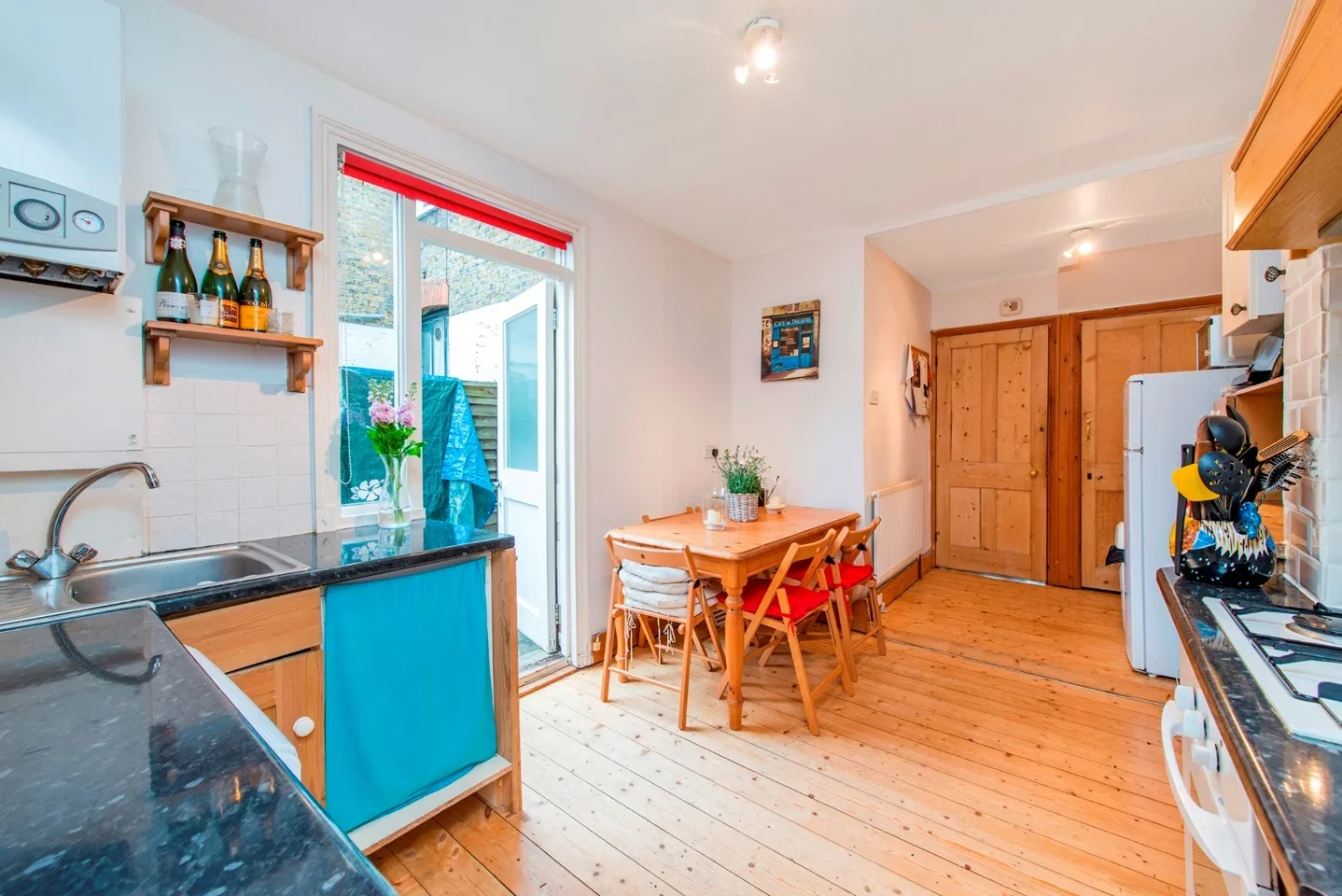 Flat Ingelow Road in Greater London