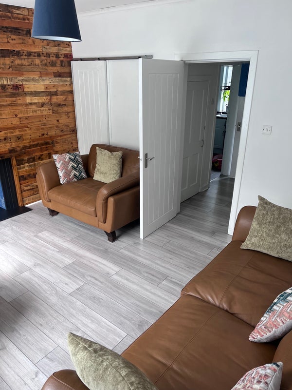 Flat Stenhouse Avenue West in City of Edinburgh