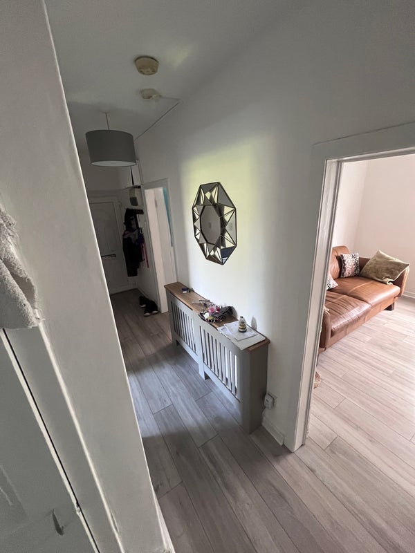 Flat Stenhouse Avenue West in City of Edinburgh