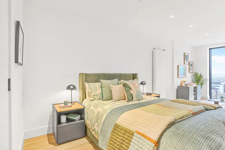 Flat Charter Street in Greater London