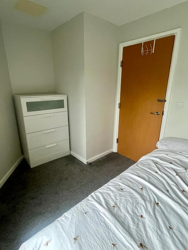Room Canons Way in Bristol