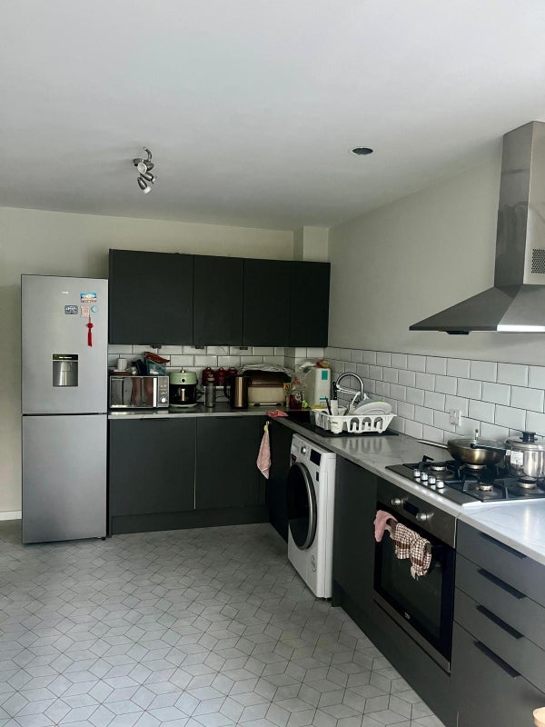Room Canons Way in Bristol