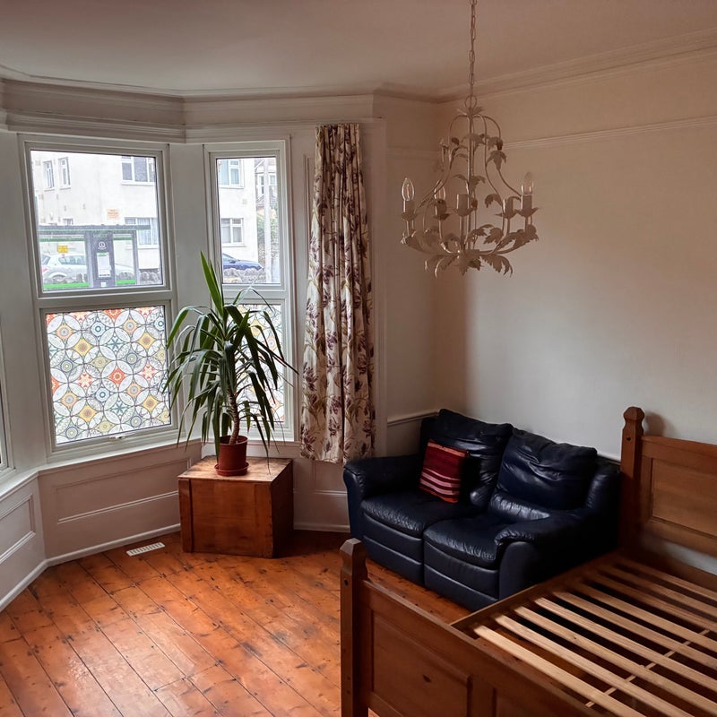 Room Milton Road in Weston-super-Mare