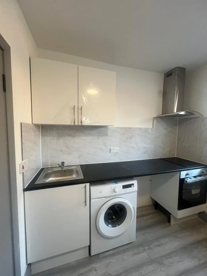 Flat Bath Road in Slough