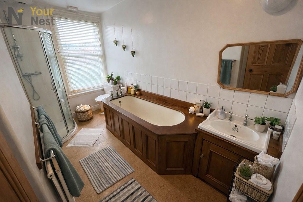 Room Oxford Street in Mountain Ash