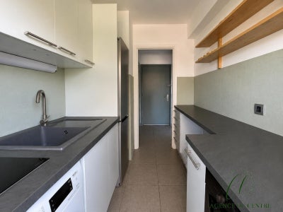 Appartement Avenue du Docteur Maurice Donat à Cagnes-sur-Mer