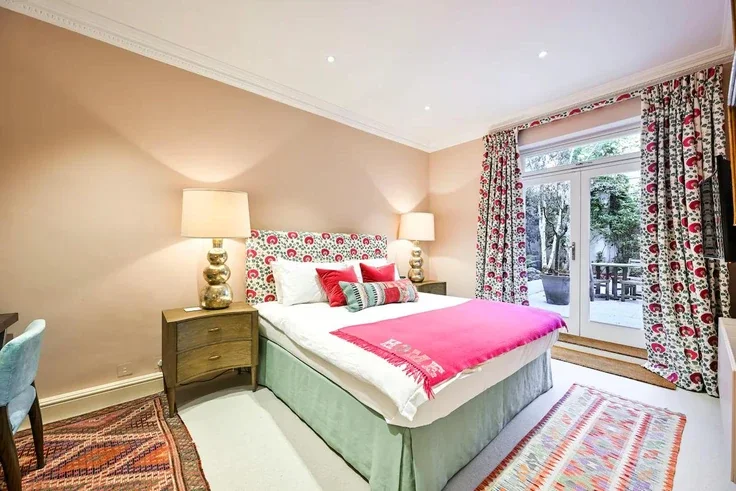 Flat Chepstow Villas in Greater London