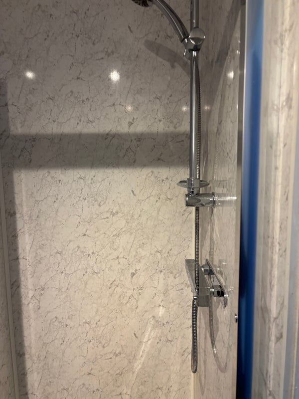 Room Burrage Place in Greater London