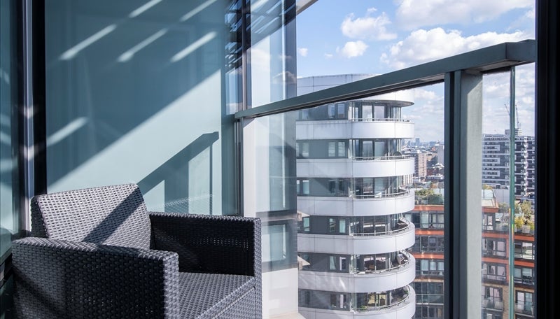 Flat Merchant Square in City of Westminster