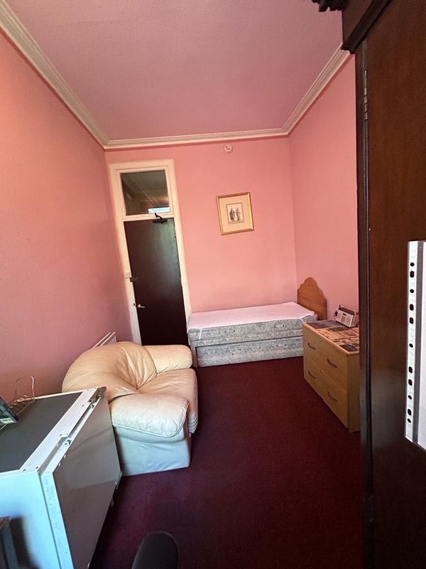 Room Carrington Street in Glasgow