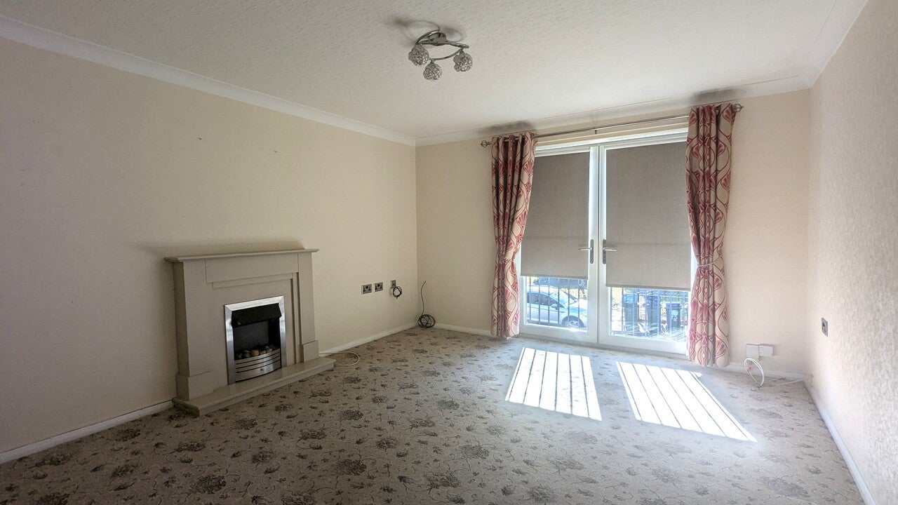 Flat Gibson Avenue in Wakefield