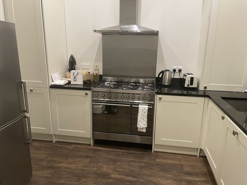 Room Hamilton Terrace in City of Westminster