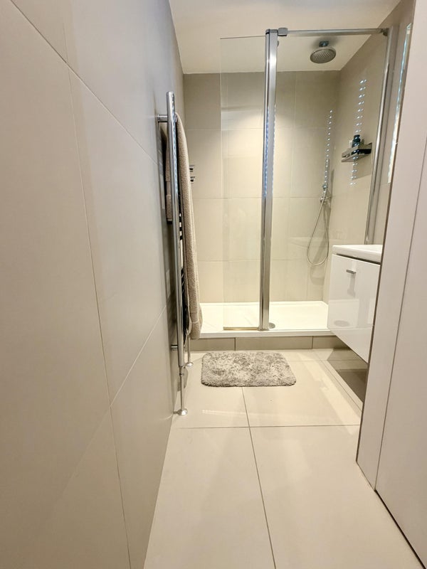 Room Hamilton Terrace in City of Westminster