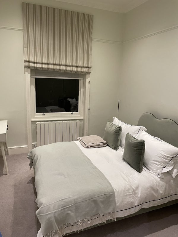 Room Hamilton Terrace in City of Westminster