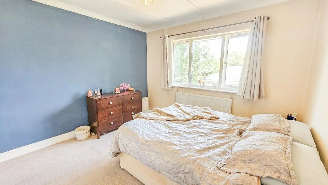 Flat Orchard Close in Gloucester