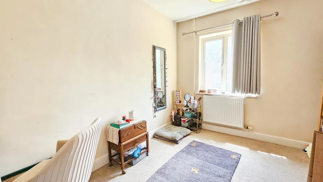Flat Orchard Close in Gloucester