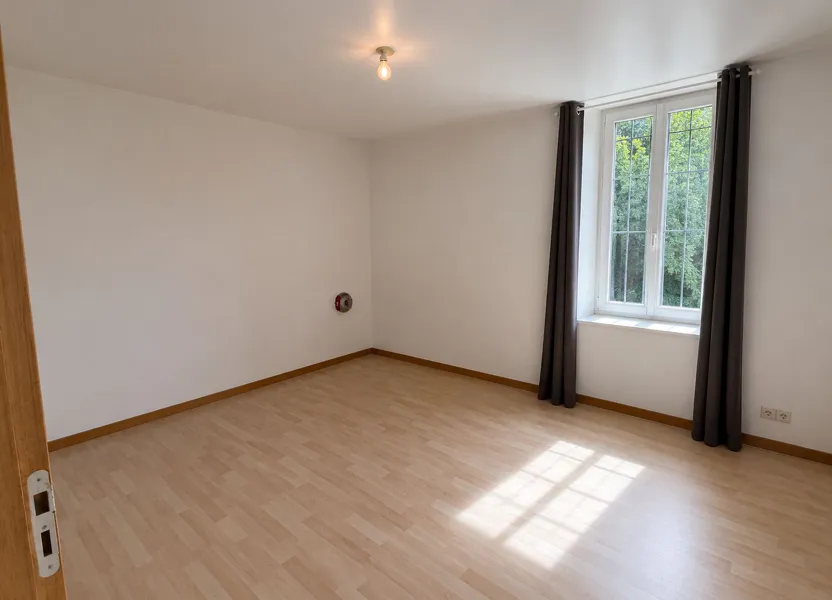 Flat Rue de la République in La Fère