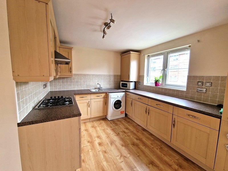 Flat Ridgeway Road in Cardiff