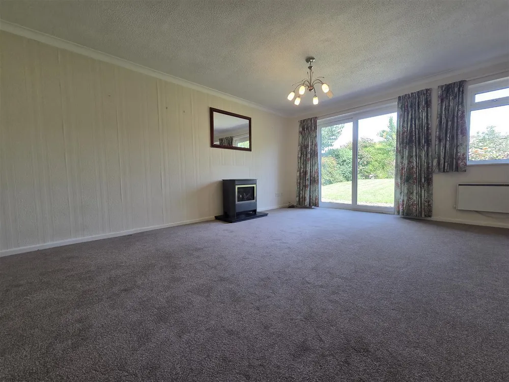 House Tedders Close in Mid Devon
