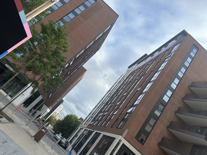 Flat Centenary Square in Leeds