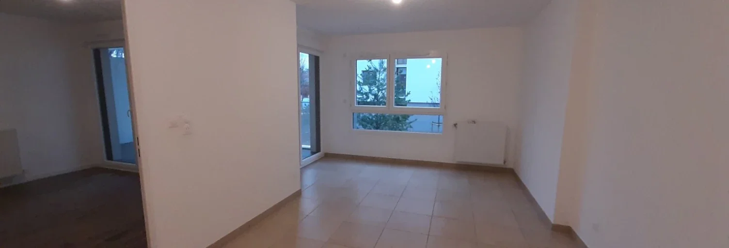 Appartement Rue Charlotte Delbo à Villeurbanne