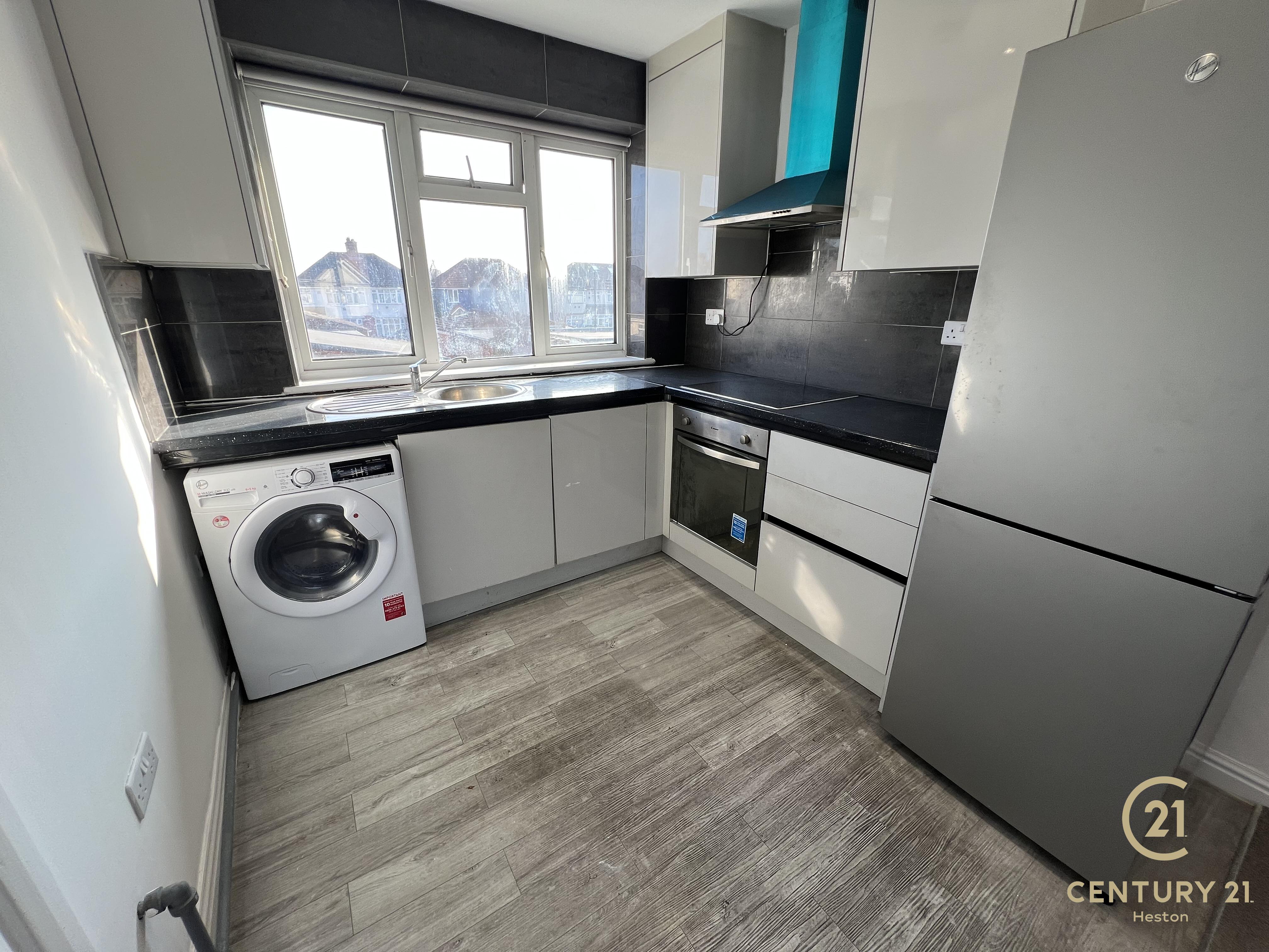 Flat Hinton Avenue in Greater London
