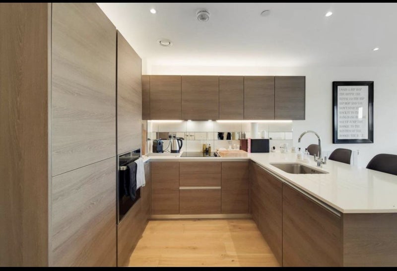 Flat Duke of Wellington Avenue in Greater London