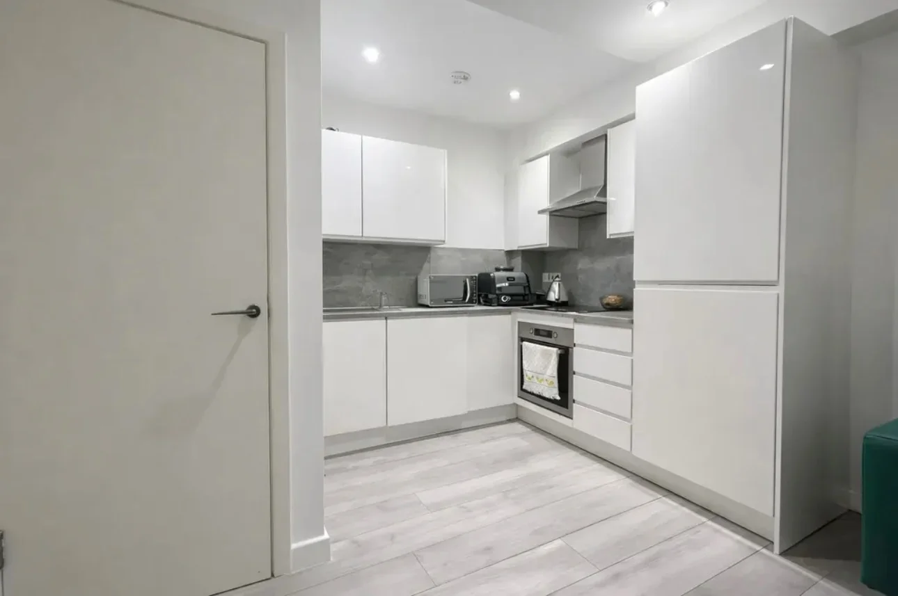 Flat Priory Avenue in High Wycombe