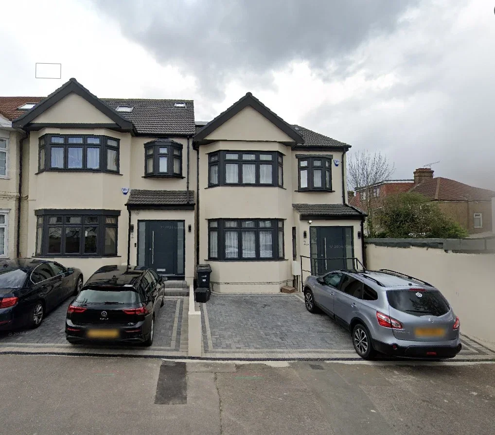 House Fernhall Drive in Greater London