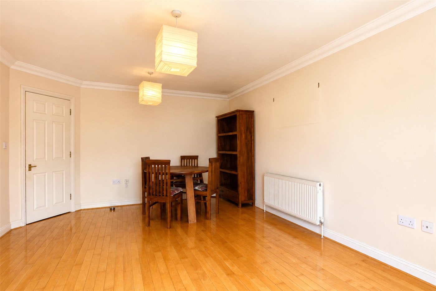 Flat Belmont Hill in Greater London