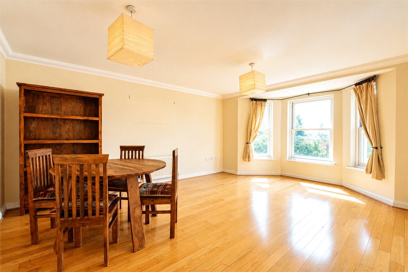 Flat Belmont Hill in Greater London