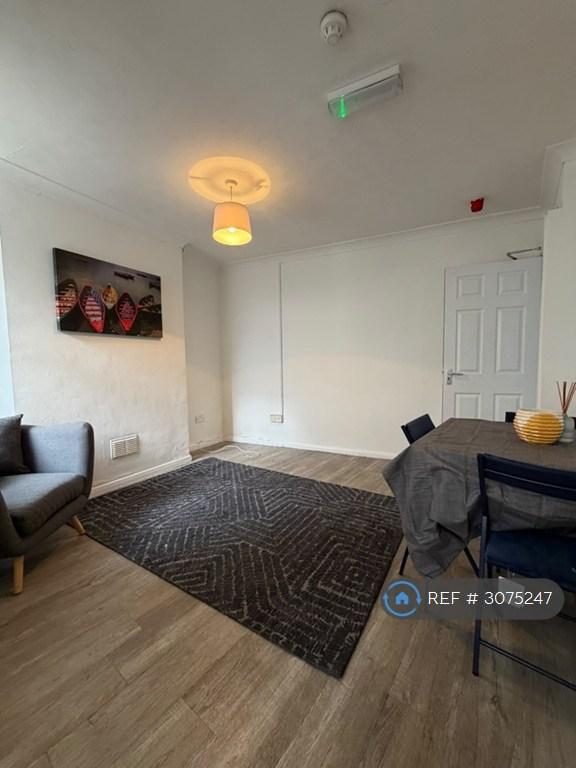 Room South View Place in Bournemouth