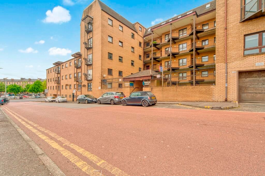 Flat Houldsworth Street in Glasgow