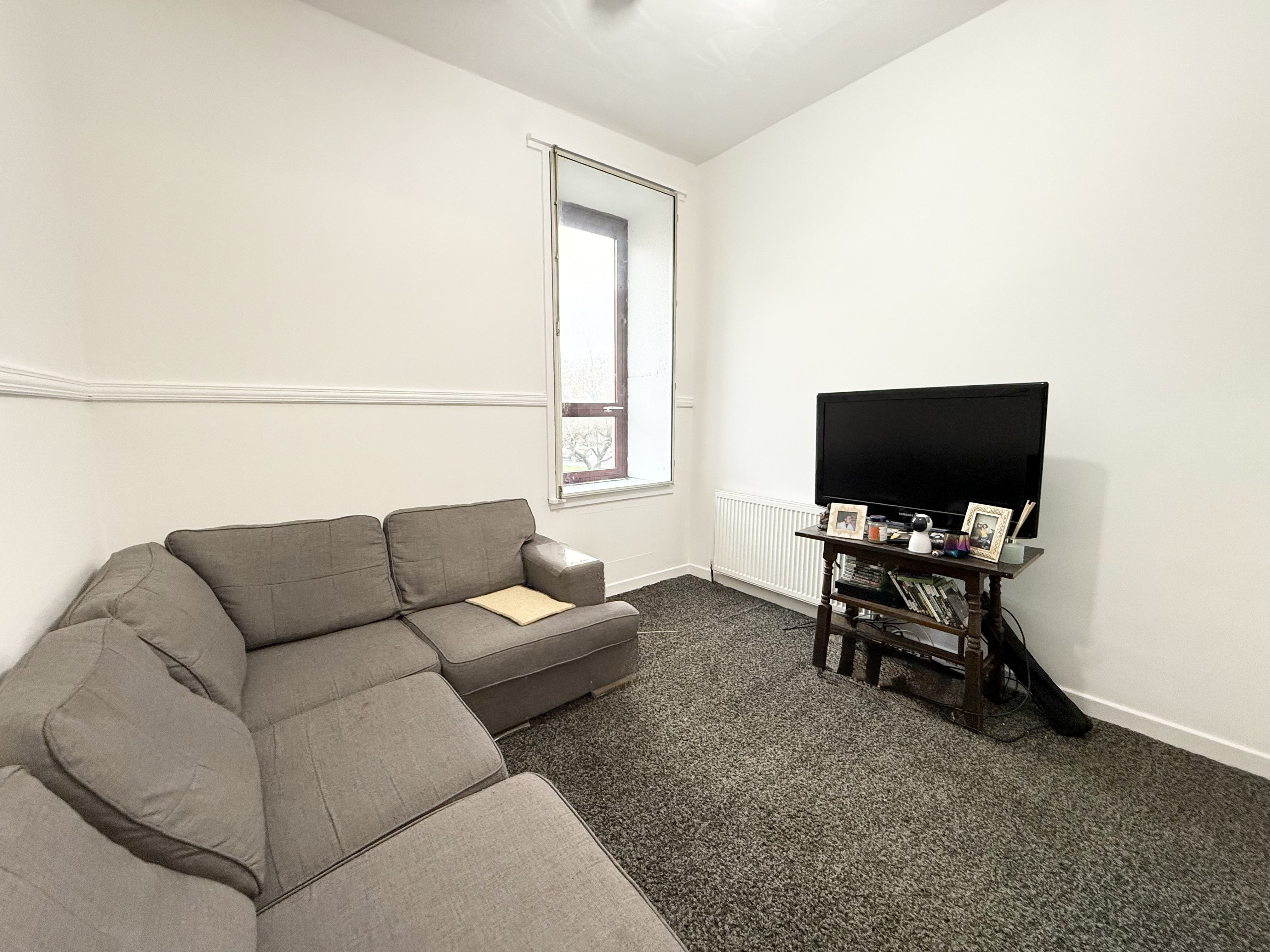Flat Roebank Street in Glasgow