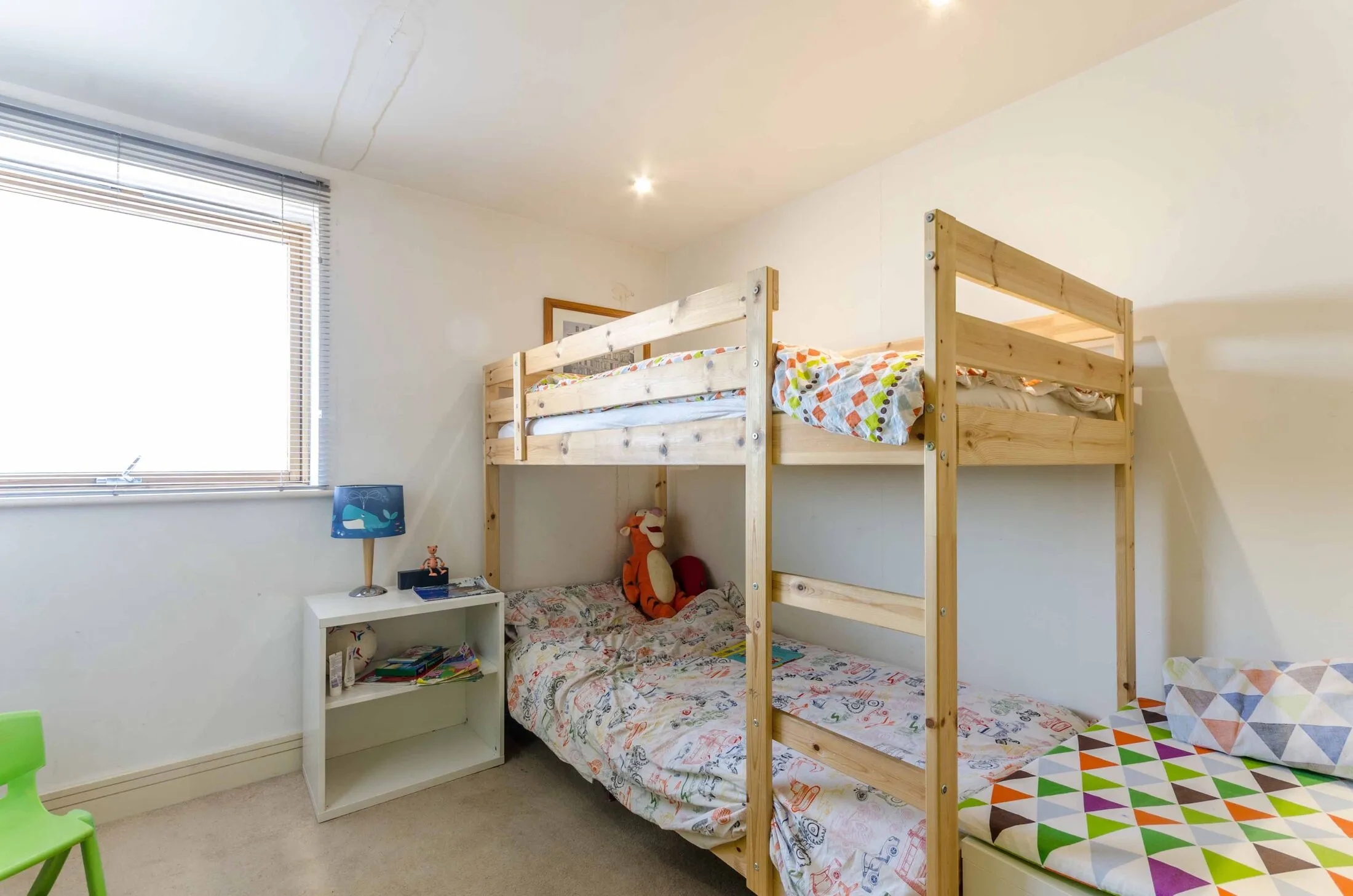 Flat Newton Place in Greater London