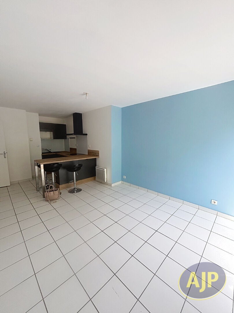 Appartement Rue des Bruyères à Fontguenand