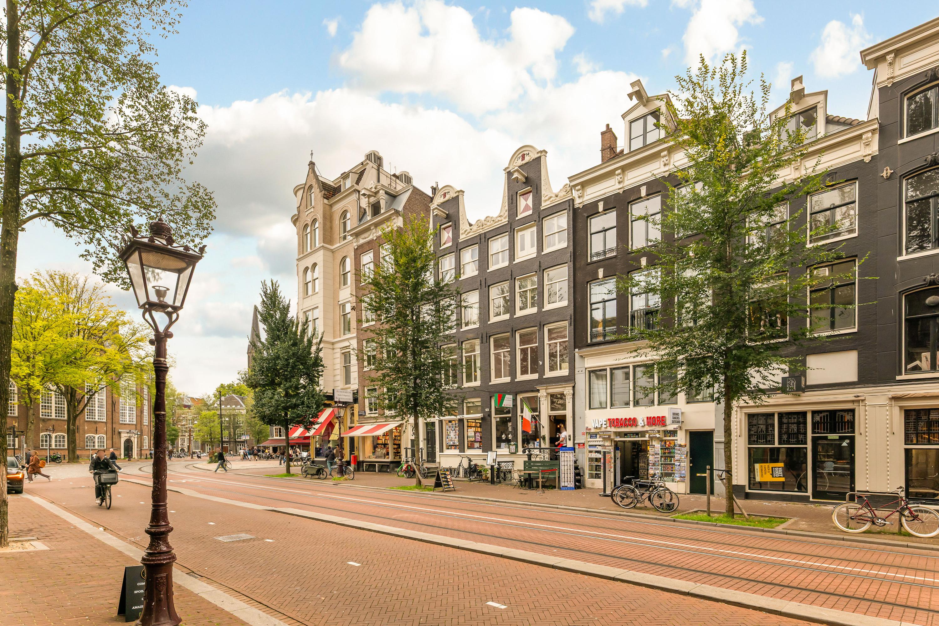 Appartement Nieuwezijds Voorburgwal 344 4 in Amsterdam