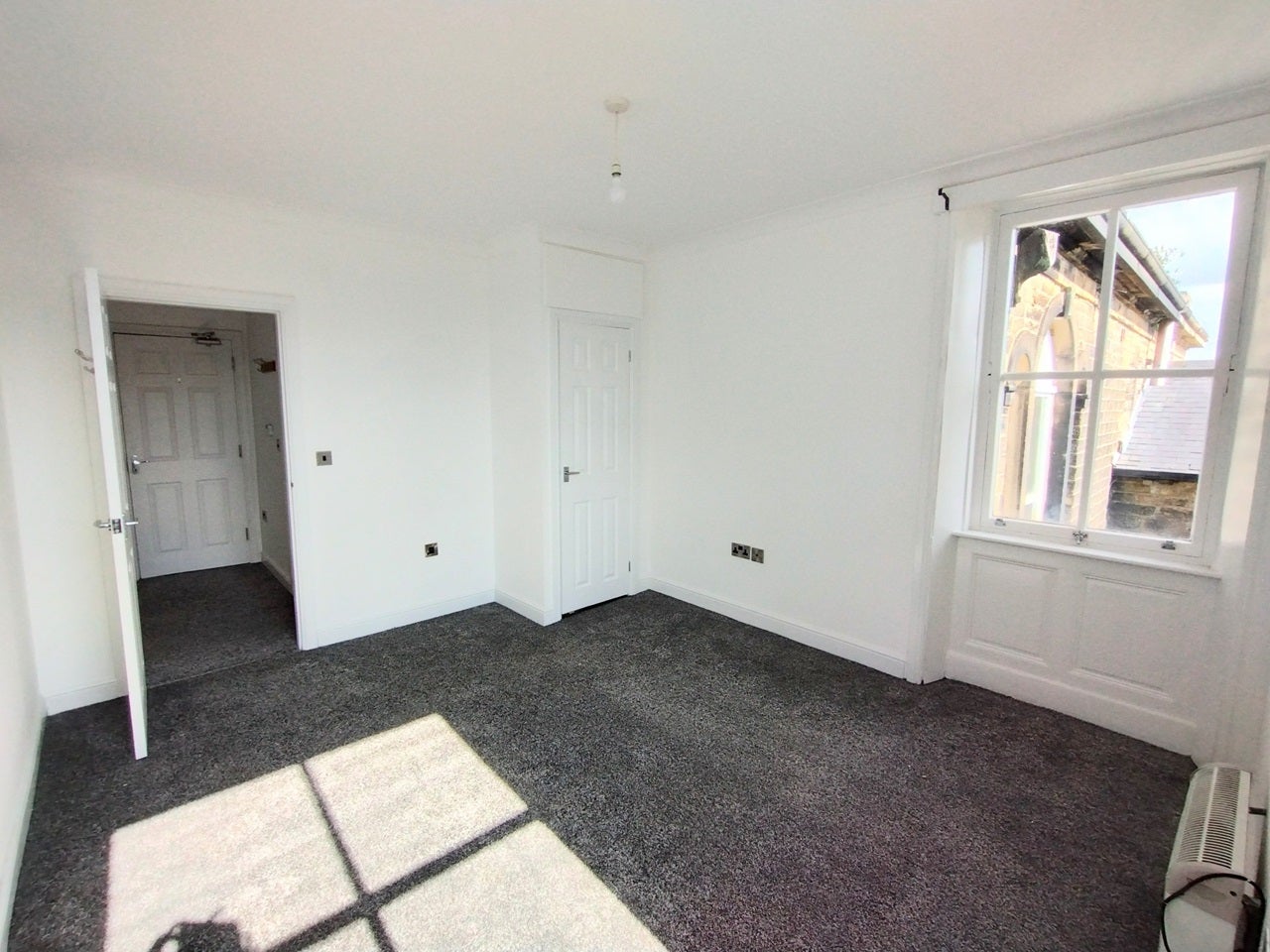 Flat Moorside Avenue in Kirklees