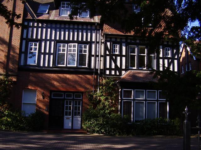 Flat Rawlinson Road in Oxford