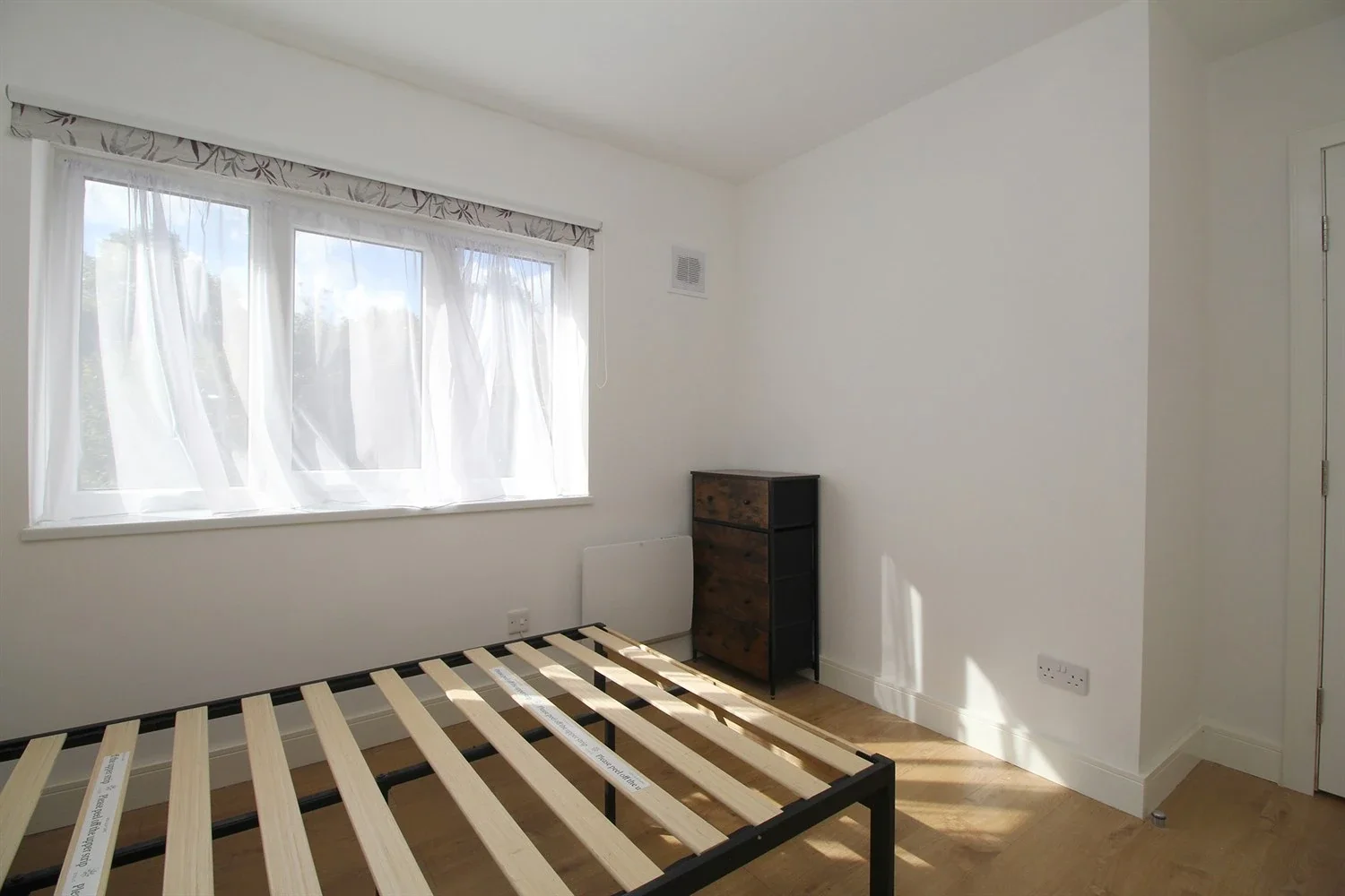 Room Wordsworth Road in Charnwood