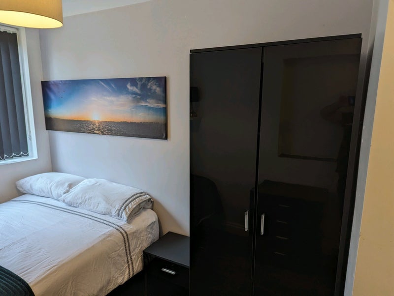 Room Humber Avenue in Coventry