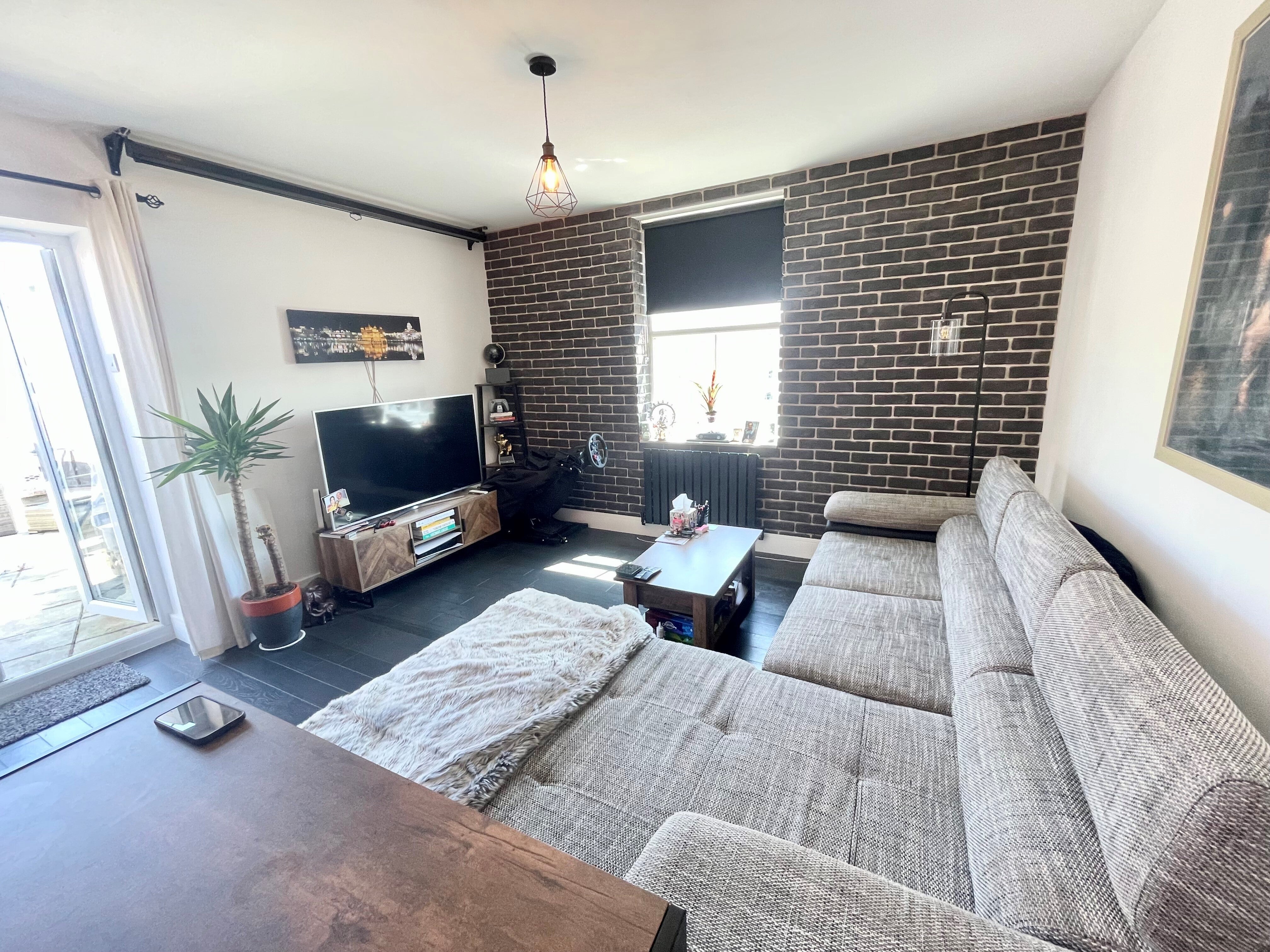 Flat Rumbush Lane in Metropolitan Borough of Solihull