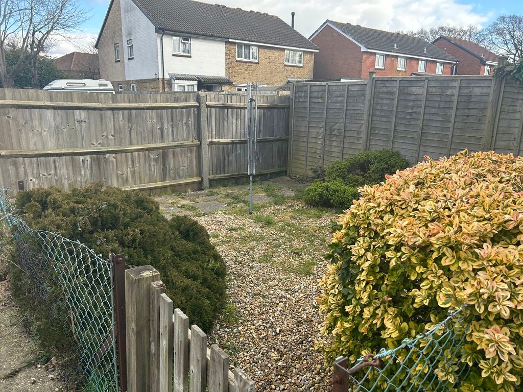 Flat Shannon Road in Stubbington