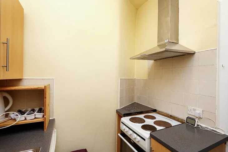 Flat Wheatfield Terrace in City of Edinburgh