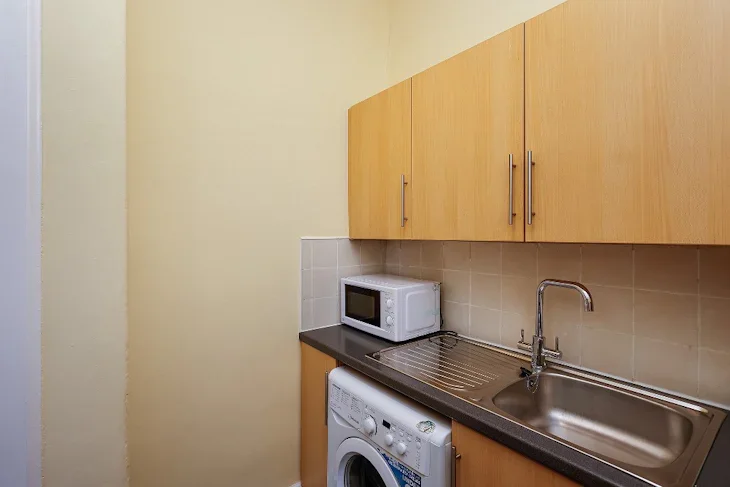 Flat Wheatfield Terrace in City of Edinburgh