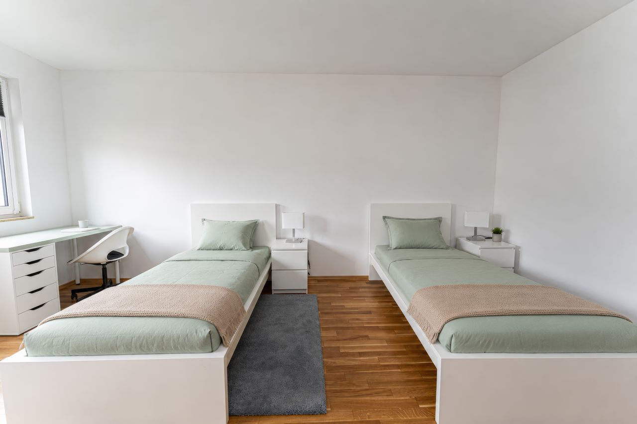 Zimmer Schnellerstraße in Berlin