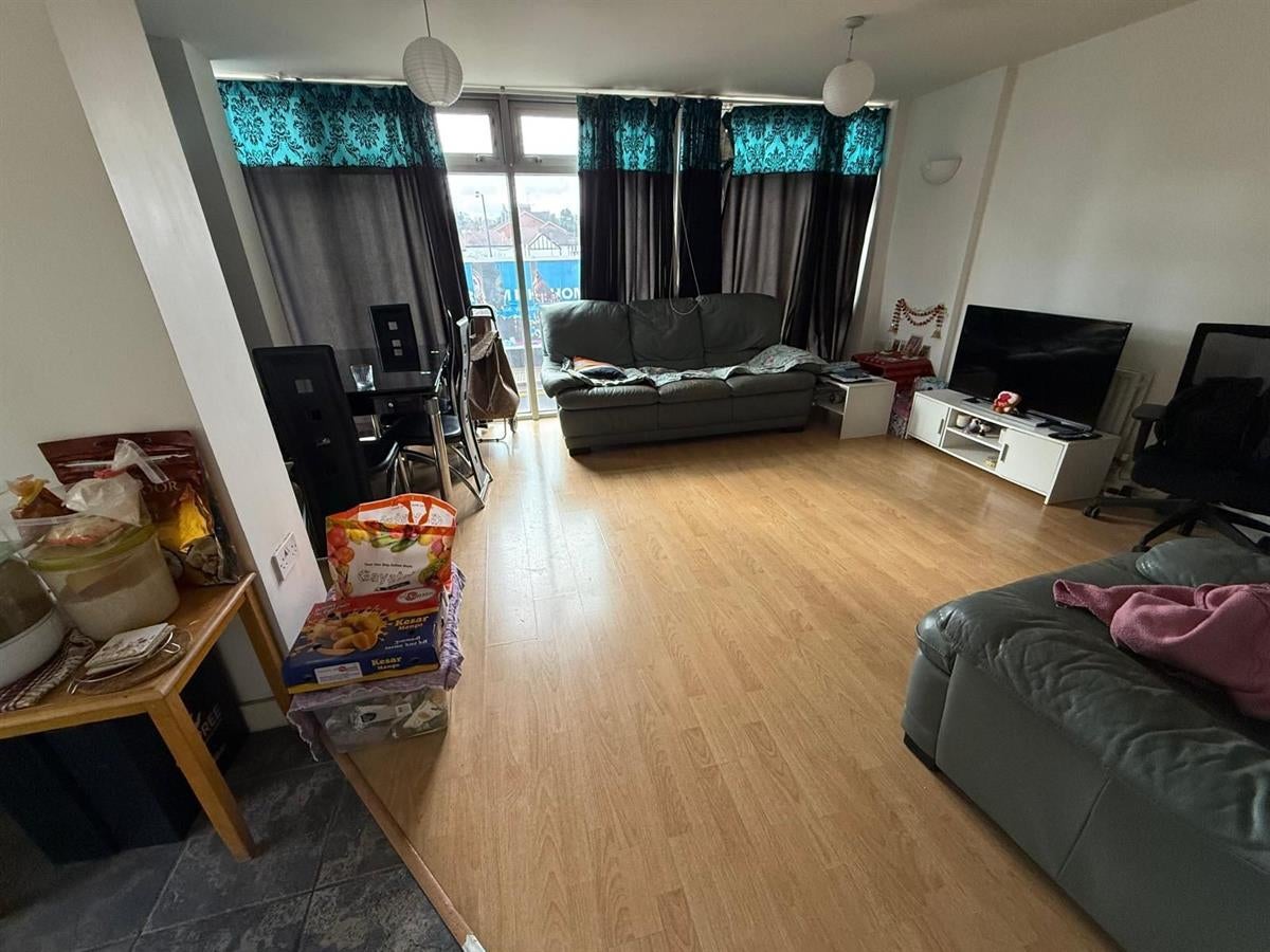 Flat College Road in Greater London