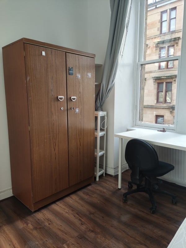 Room Muirpark Street in Glasgow
